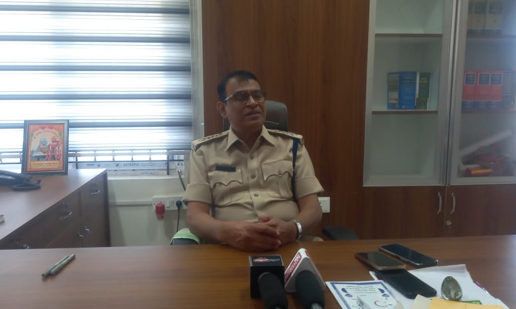 ಚನ್ನರಾಯಪಟ್ಟಣ ತಾಲೂಕಿಗೆ  ನೂತನವಾಗಿ  ಡಿ .ವೈ. ಎಸ್. ಪಿ. ಹಾಗಿ ಬಂದ  ಕುಮಾರ್. N. ರವರು ಅಧಿಕಾರವಹಿಸಿಕೊಂಡರು ಇಂದು. 